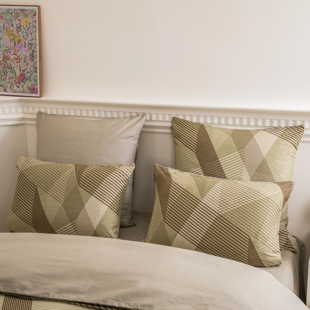 Комплект постельного белья Люкс Сатин 100% хлопок на резинке AR351