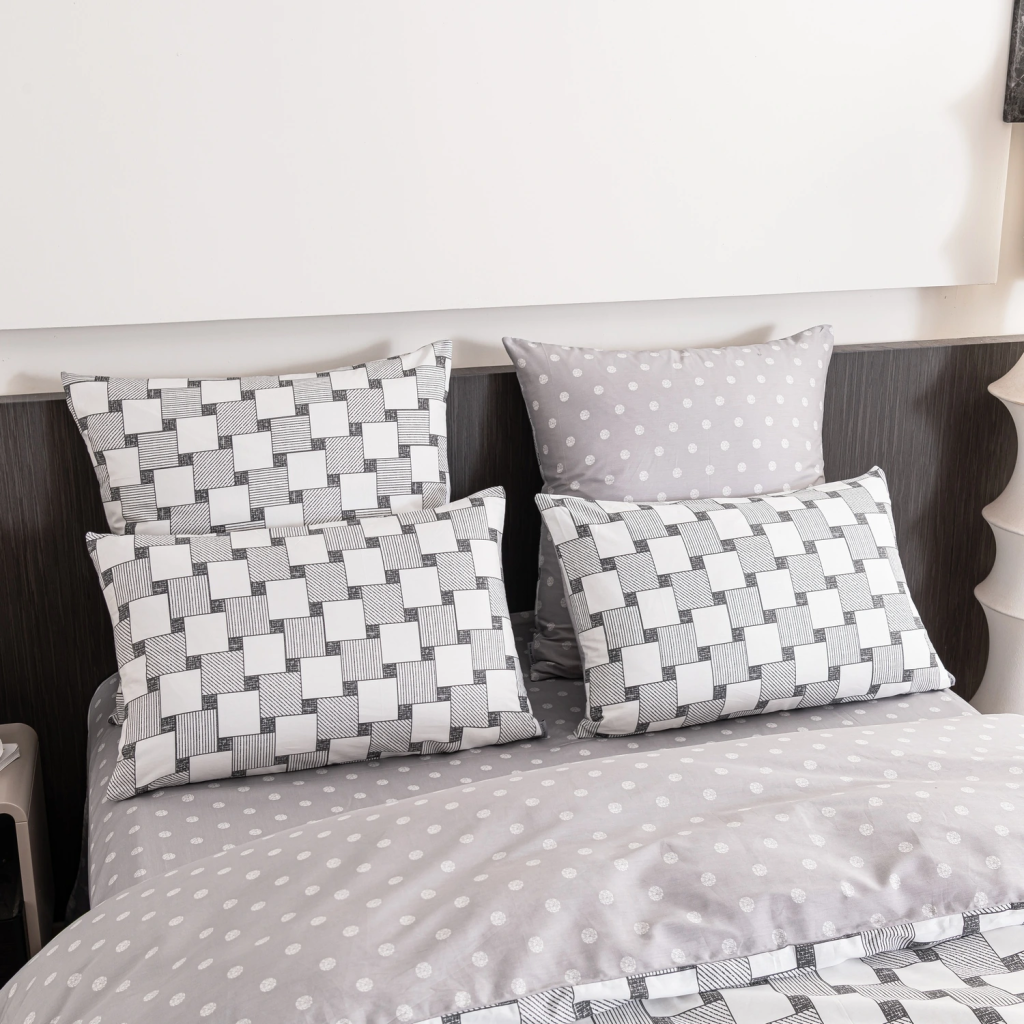 Комплект постельного белья Люкс Сатин 100% хлопок на резинке AR352