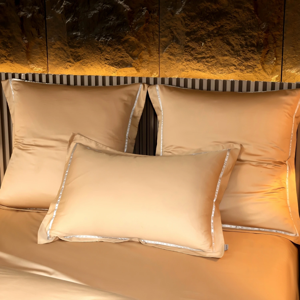 Комплект постельного белья Однотонный Сатин Премиум широкий кант на резинке OCPKR026